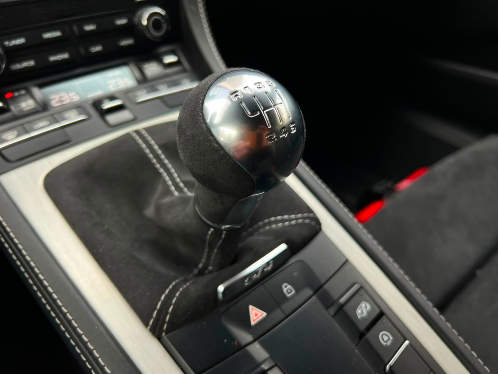 Porsche CAYMAN 2021 - Imagen 17 de 20