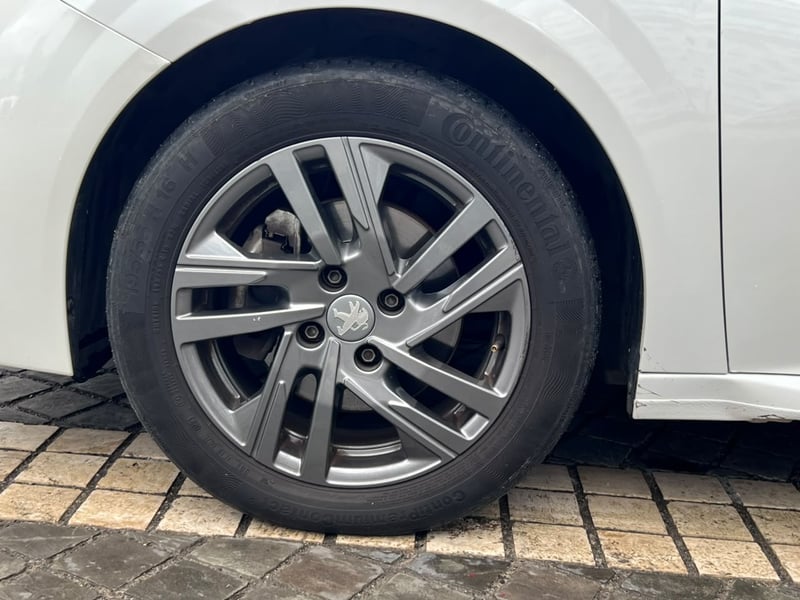 Peugeot 208 2021 - Imagen 7 de 8