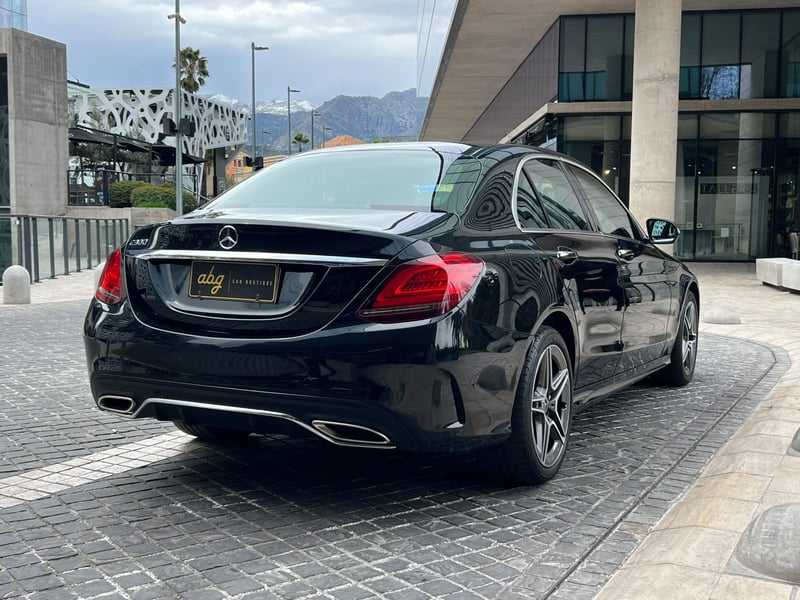 Mercedes-Benz C300 2022 - Imagen 4 de 20