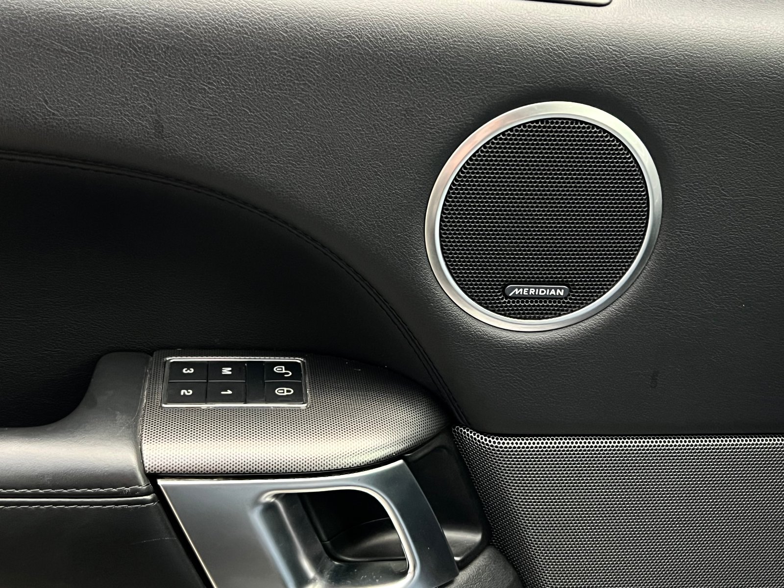 Land Rover RANGE ROVER SPORT 2016 - Imagen 18 de 20
