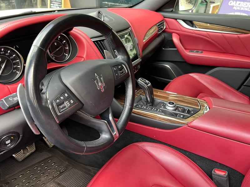Maserati LEVANTE 2022 - Imagen 11 de 20
