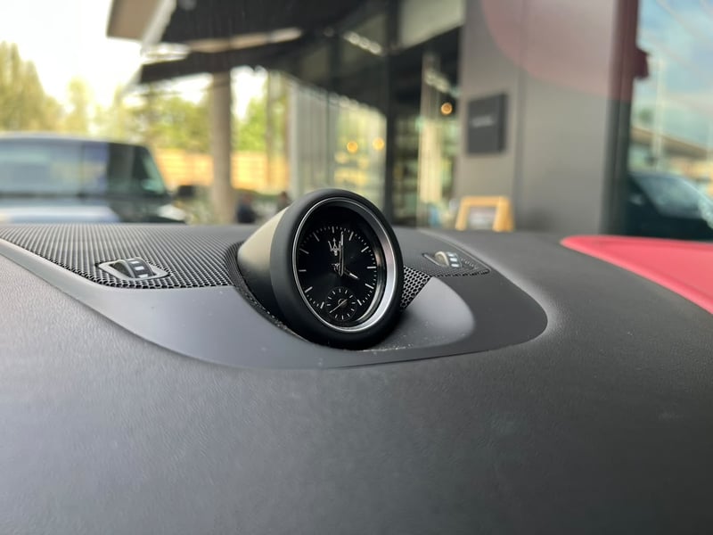 Maserati LEVANTE 2022 - Imagen 16 de 20