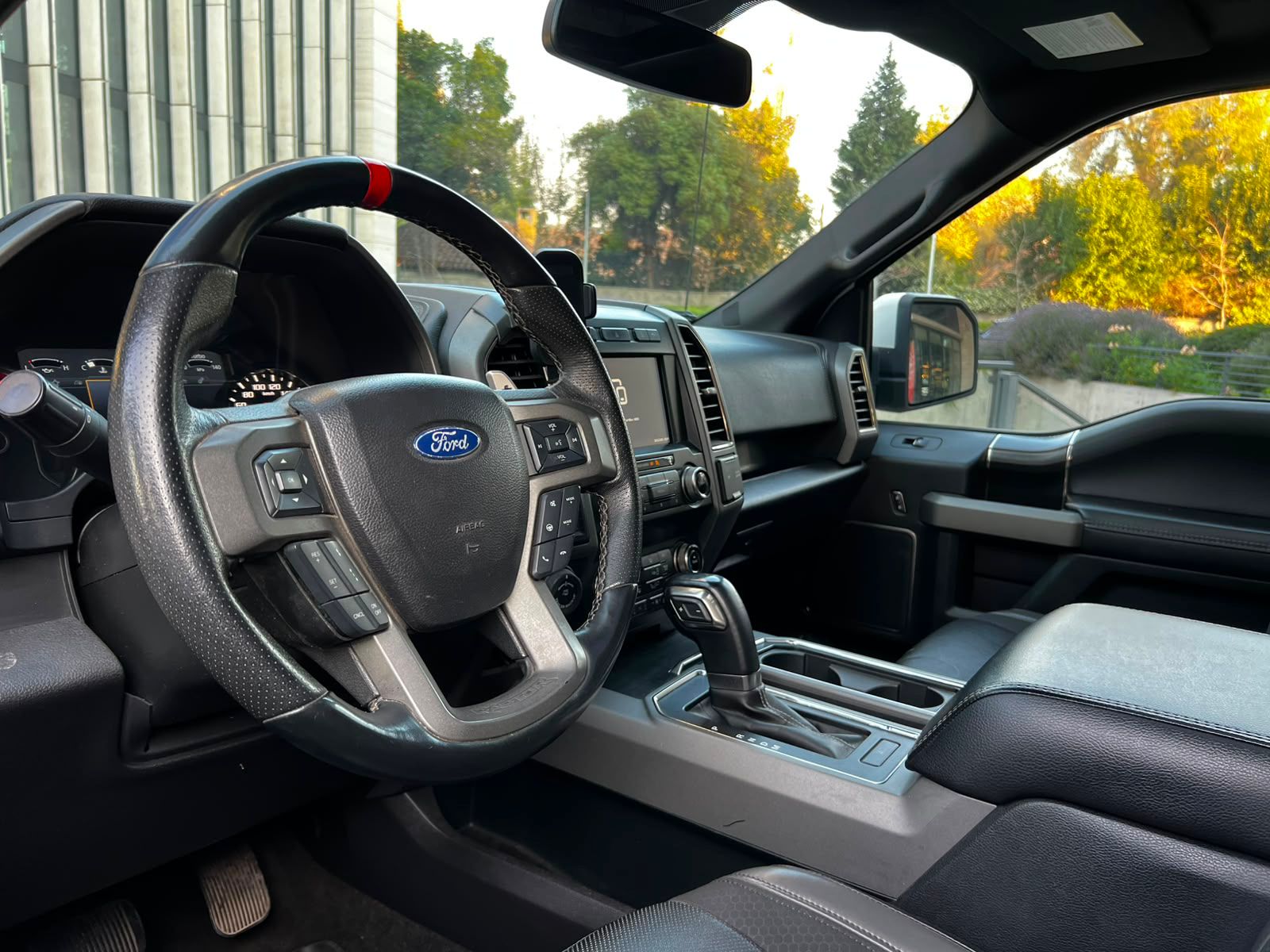 Ford F-150 2020 - Imagen 11 de 20