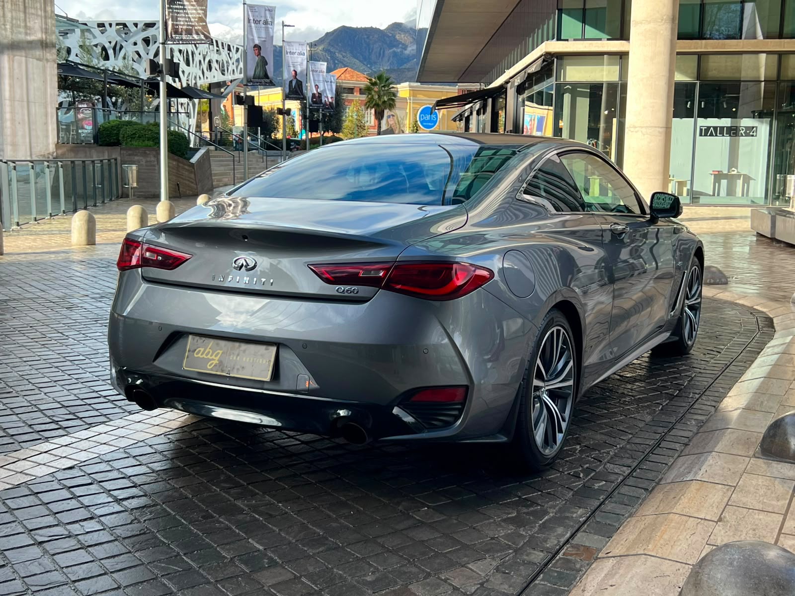 Infiniti Q60 2018 - Imagen 4 de 20