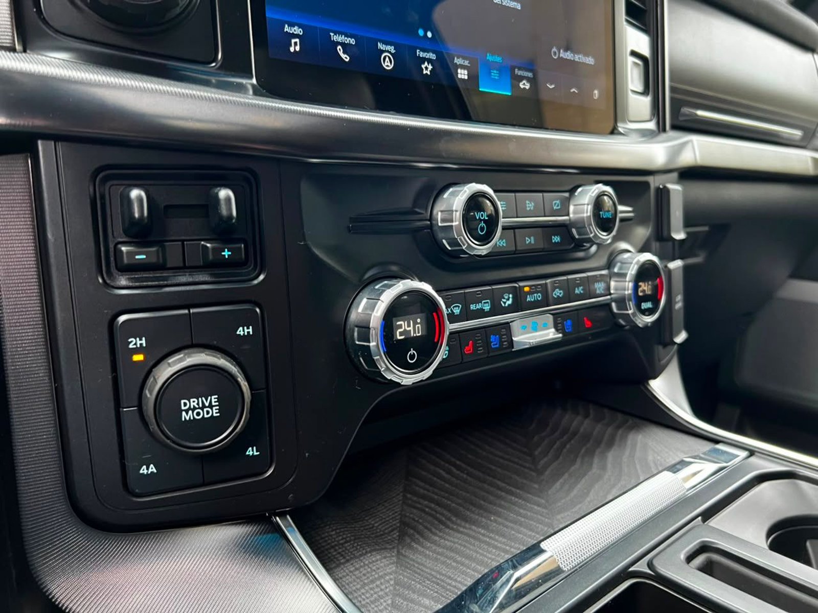 Ford F-150 2021 - Imagen 15 de 20