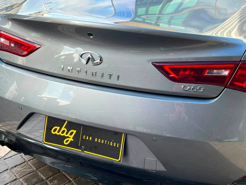 Infiniti Q60 2018 - Imagen 7 de 20