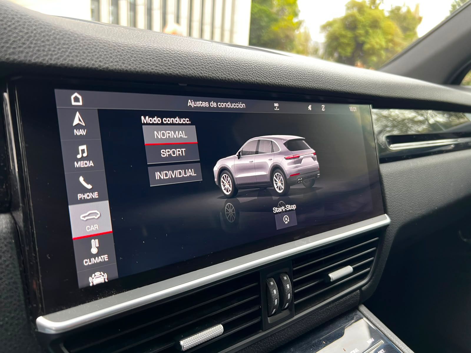 Porsche CAYENNE 2019 - Imagen 15 de 19