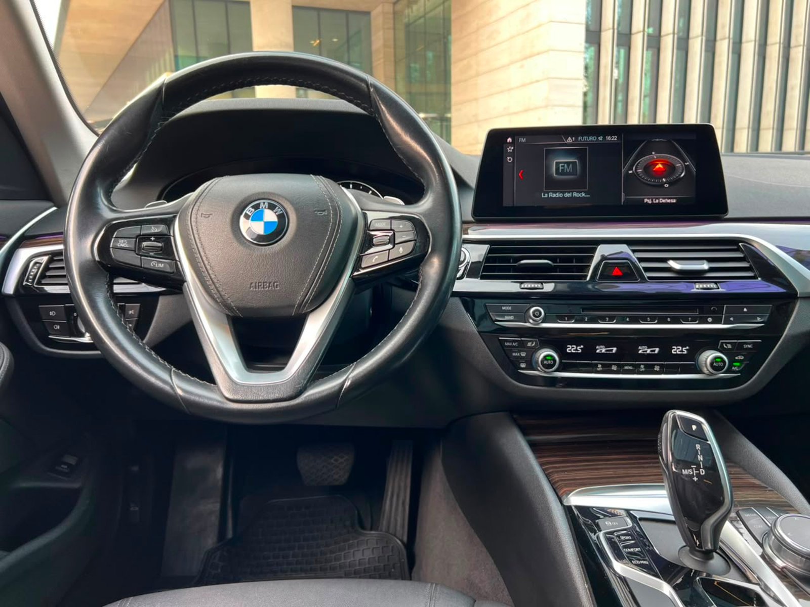 BMW 520 2019 - Imagen 10 de 20