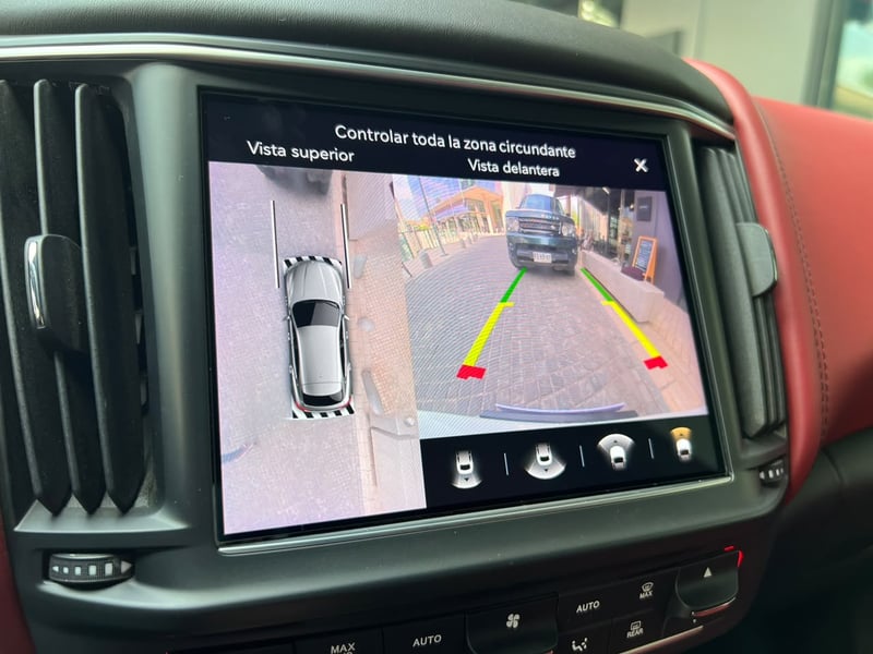 Maserati LEVANTE 2022 - Imagen 17 de 20