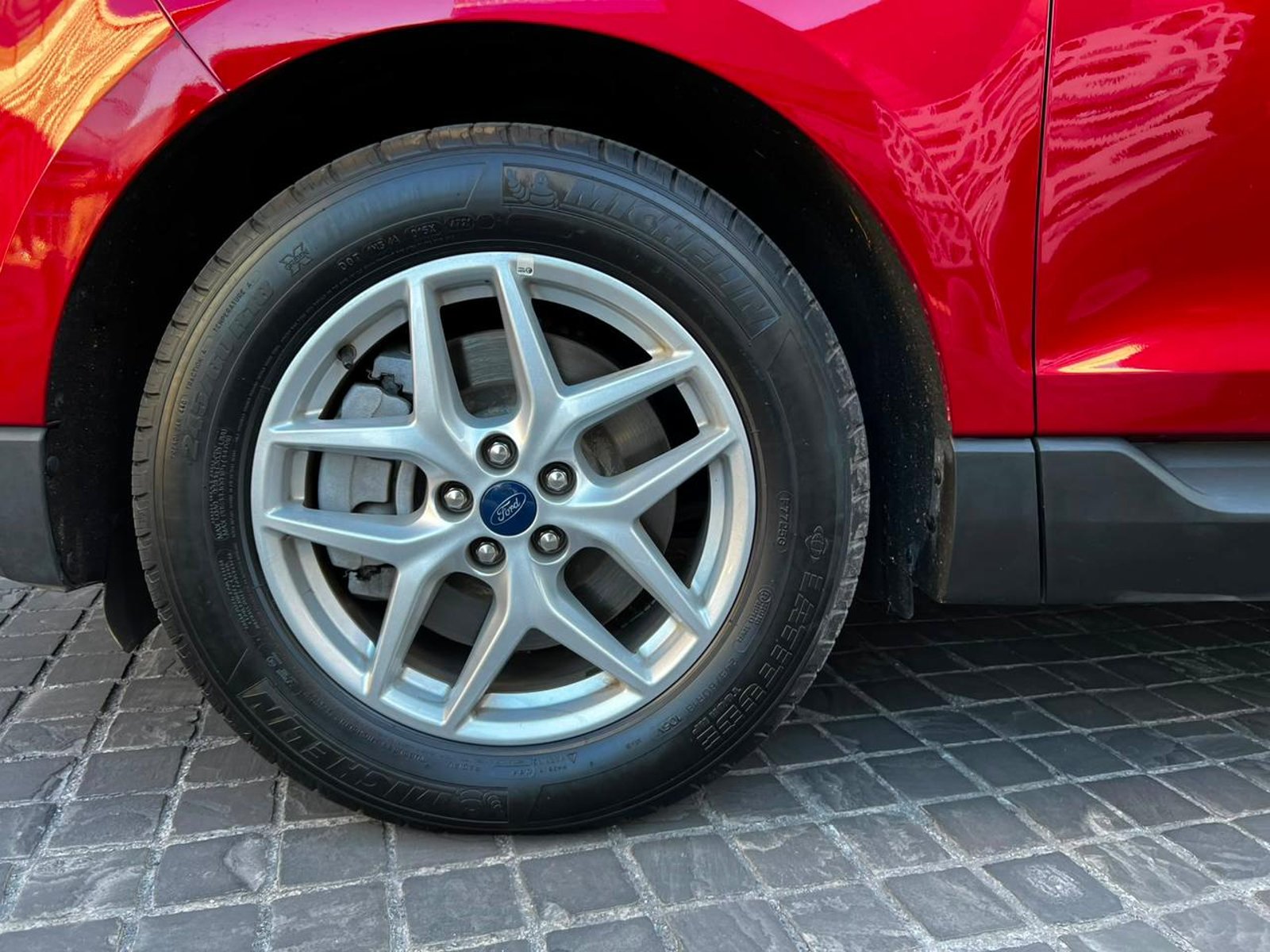 Ford EDGE 2022 - Imagen 8 de 20