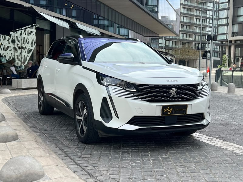 Peugeot 5008 2022