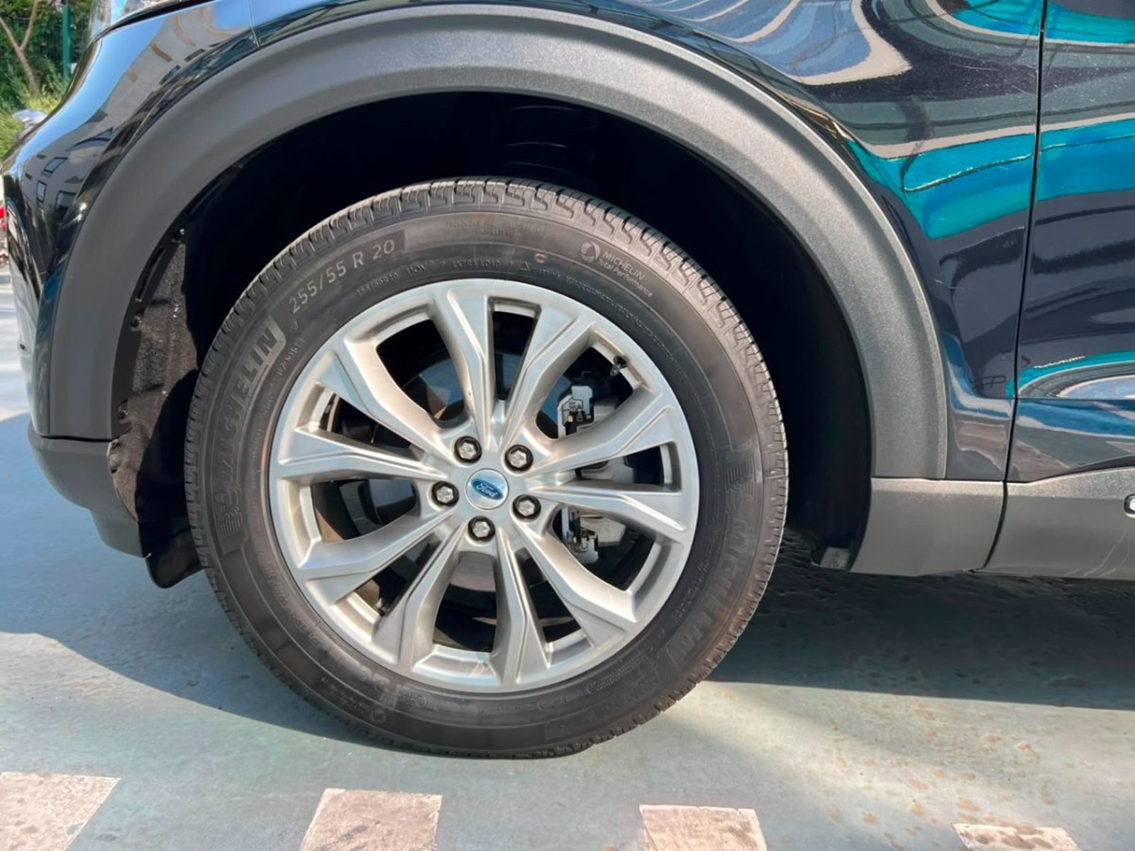Ford EXPLORER XLT 4WD 2.3 2024 - Imagen 8 de 10