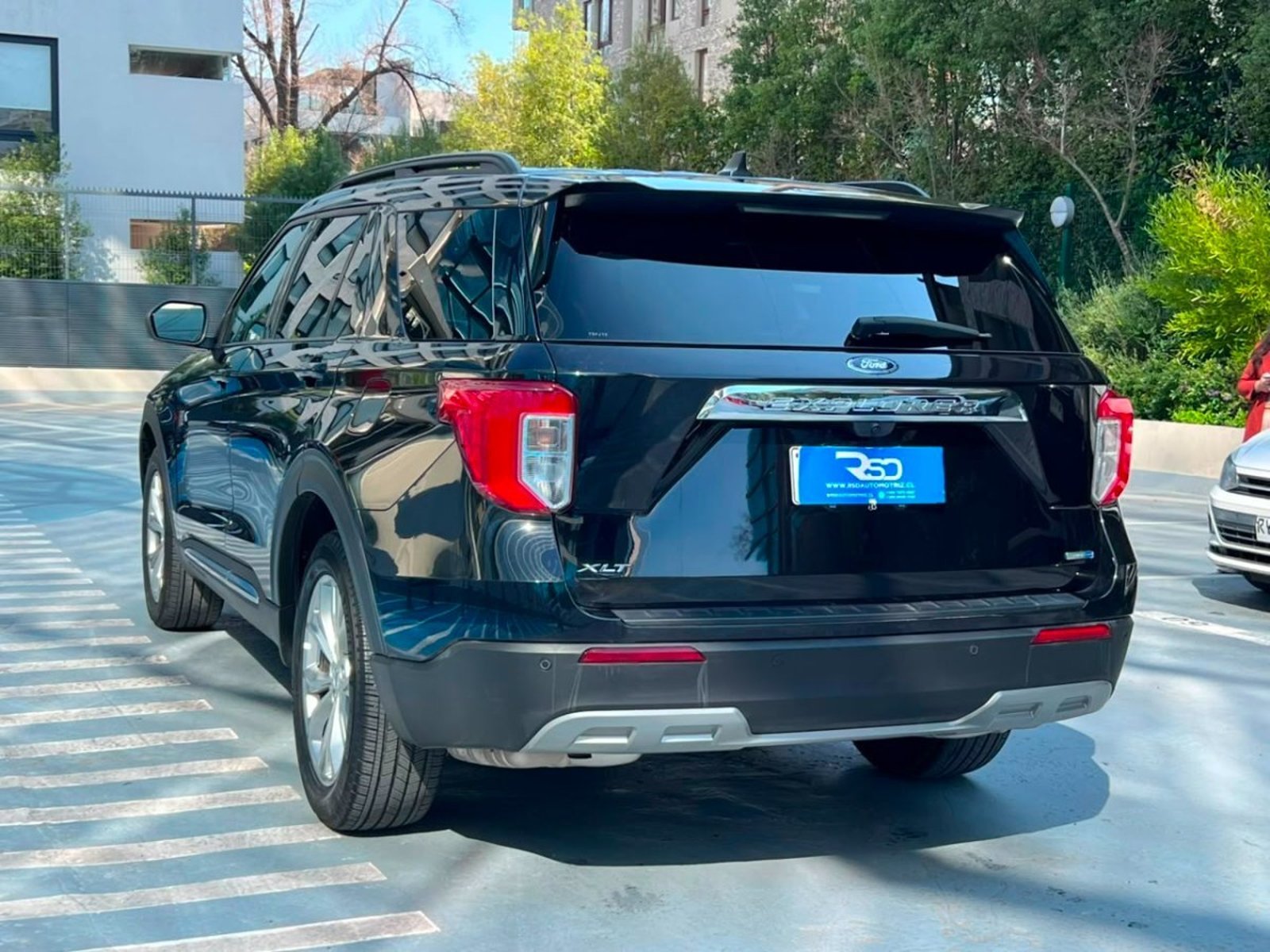 Ford EXPLORER XLT 4WD 2.3 2024 - Imagen 6 de 10