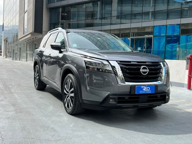 Nissan PATHFINDER ADVANCE 4X2 3.5 2024 - Imagen 3 de 9