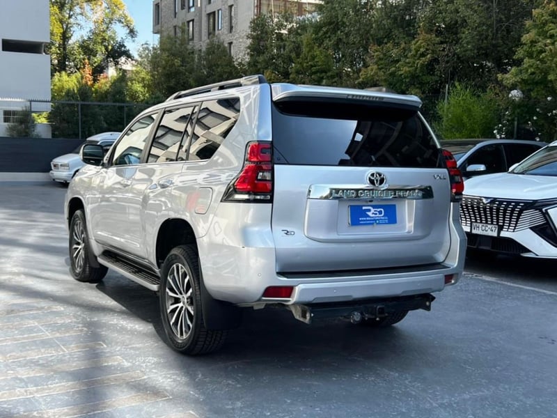 Toyota LAND CRUISER PRADO VXL 4.0 2023 - Imagen 6 de 10