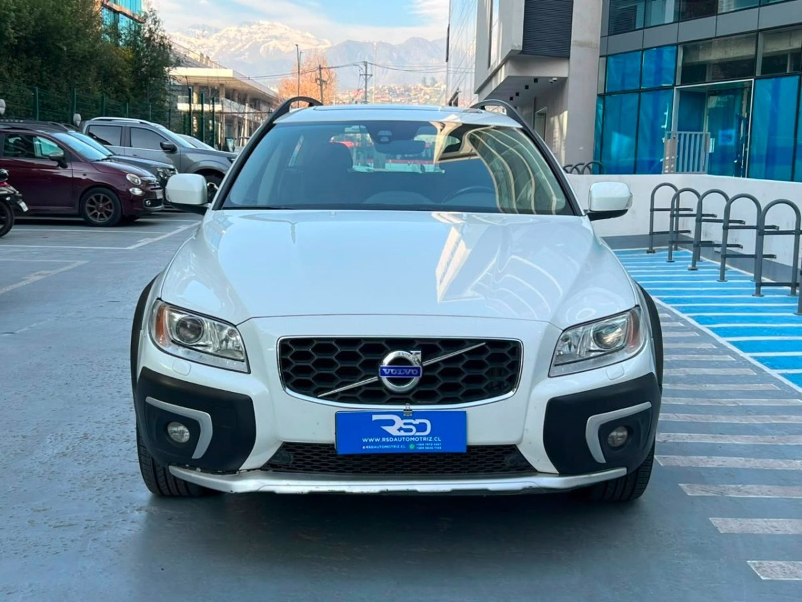 Volvo XC70 LIMITED AWD D5 2.4 2016 - Foto 2 de 10