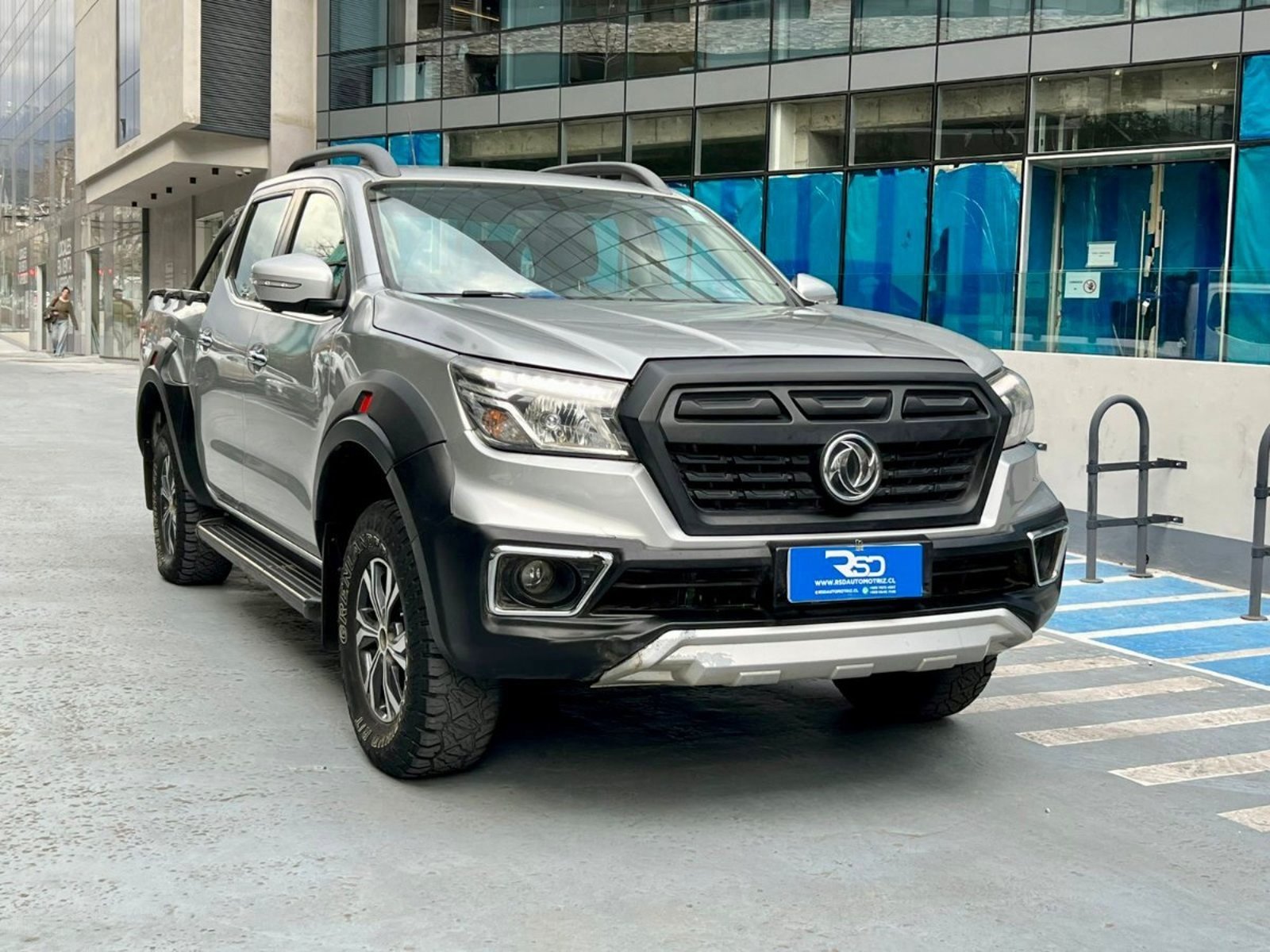 DFSK PICK UP D1 LUXURY 4x4 AT 2.3 2024 - Foto 3 de 10