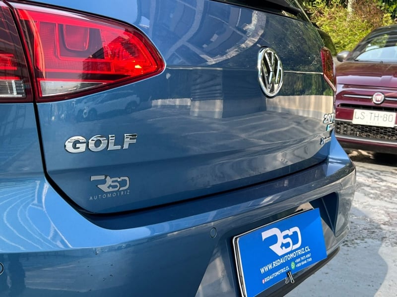 Volkswagen GOLF COMFORTLINE 2.0 TDI DSG 2018 - Imagen 7 de 10