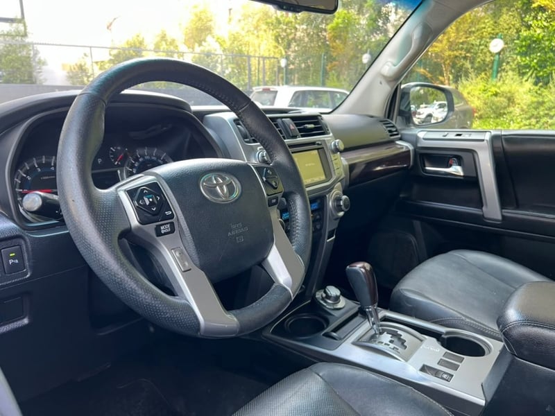 Toyota 4 RUNNER LIMITED 4X4 2017 - Imagen 10 de 10