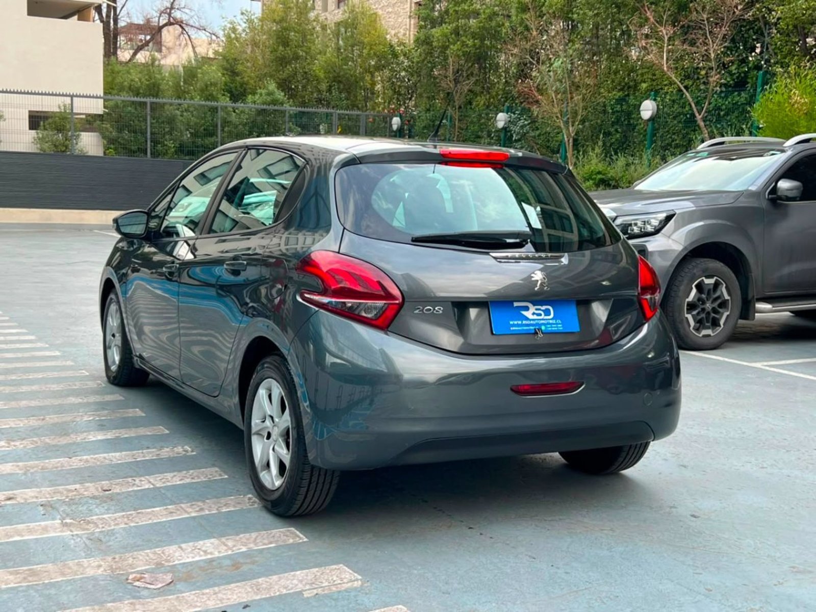 Peugeot 208 ACTIVE HDI 1.6 MT 2017 - Imagen 6 de 10