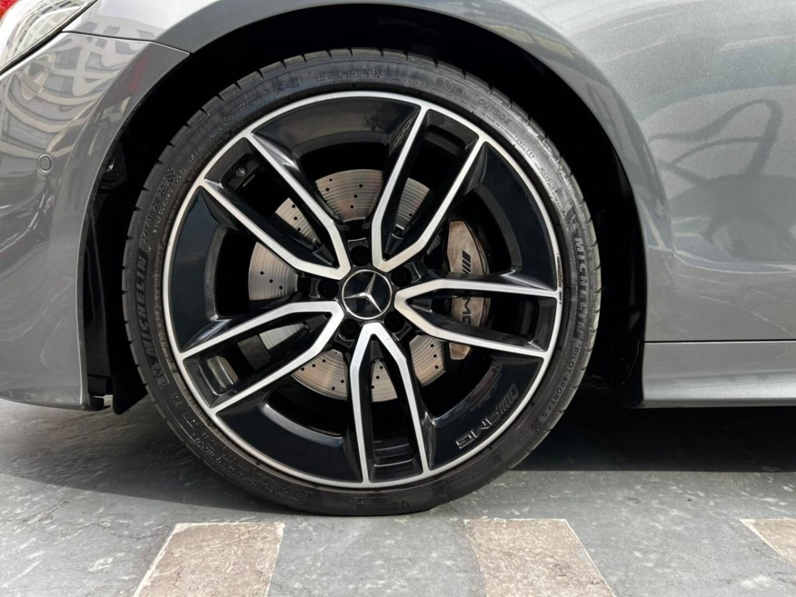 Mercedes-Benz E 53 COUPE 2019 - Imagen 7 de 10