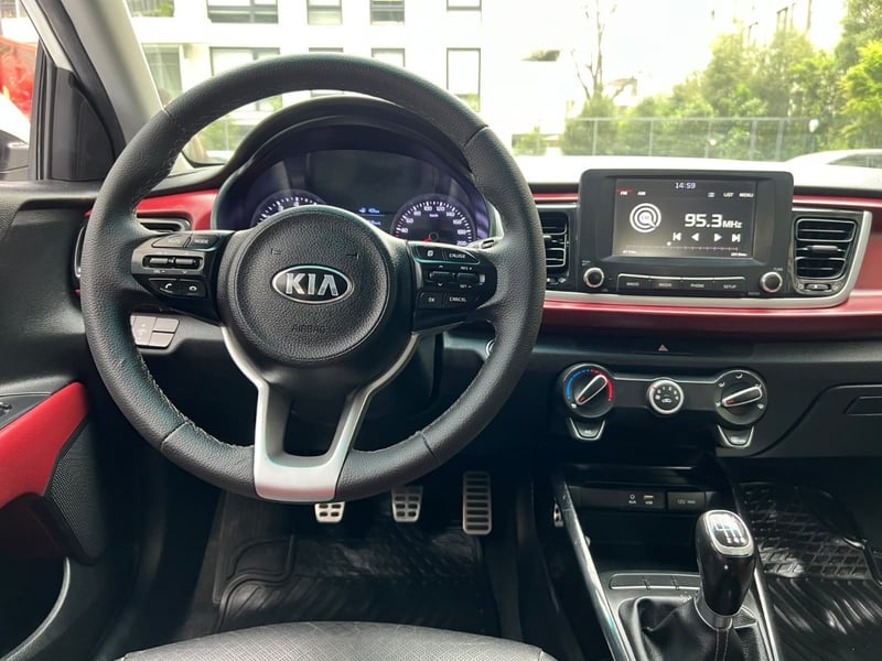 Kia RÍO 5 EX SPORT 1.6 MT 2018 - Imagen 9 de 10