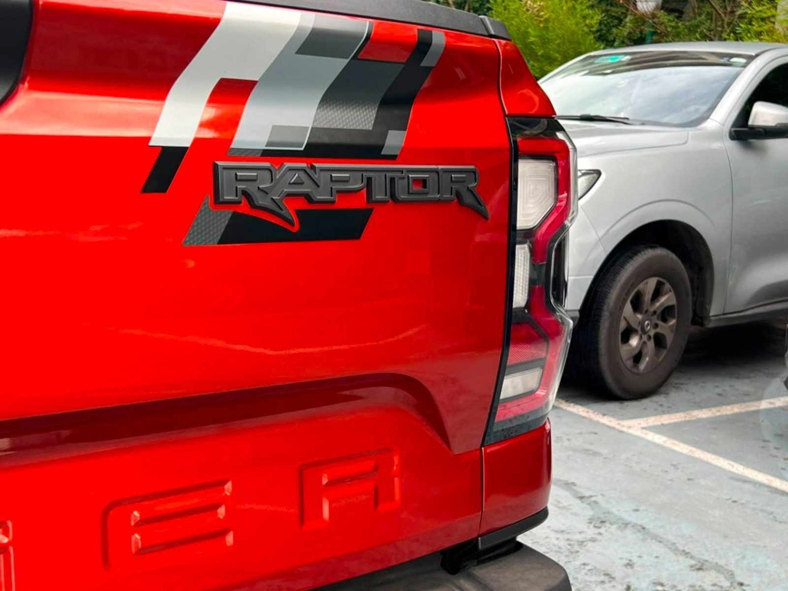 Ford RANGER RAPTOR 4X4 3.0 AT 2023 - Imagen 7 de 10