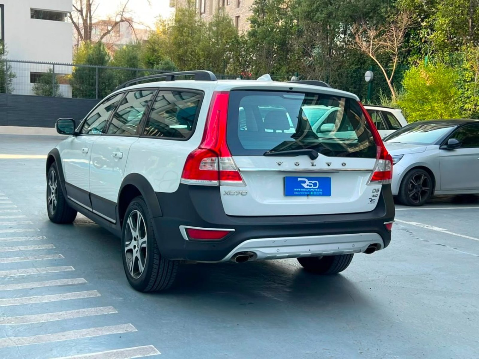 Volvo XC70 LIMITED AWD D5 2.4 2016 - Imagen 6 de 10