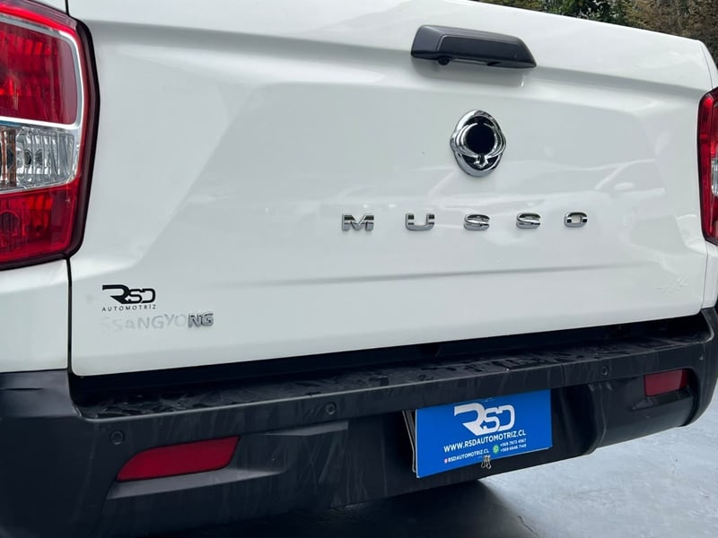 SsangYong MUSSO GRAND MUSSO GLX 4X4 2.2 AUT 2022 - Imagen 7 de 10