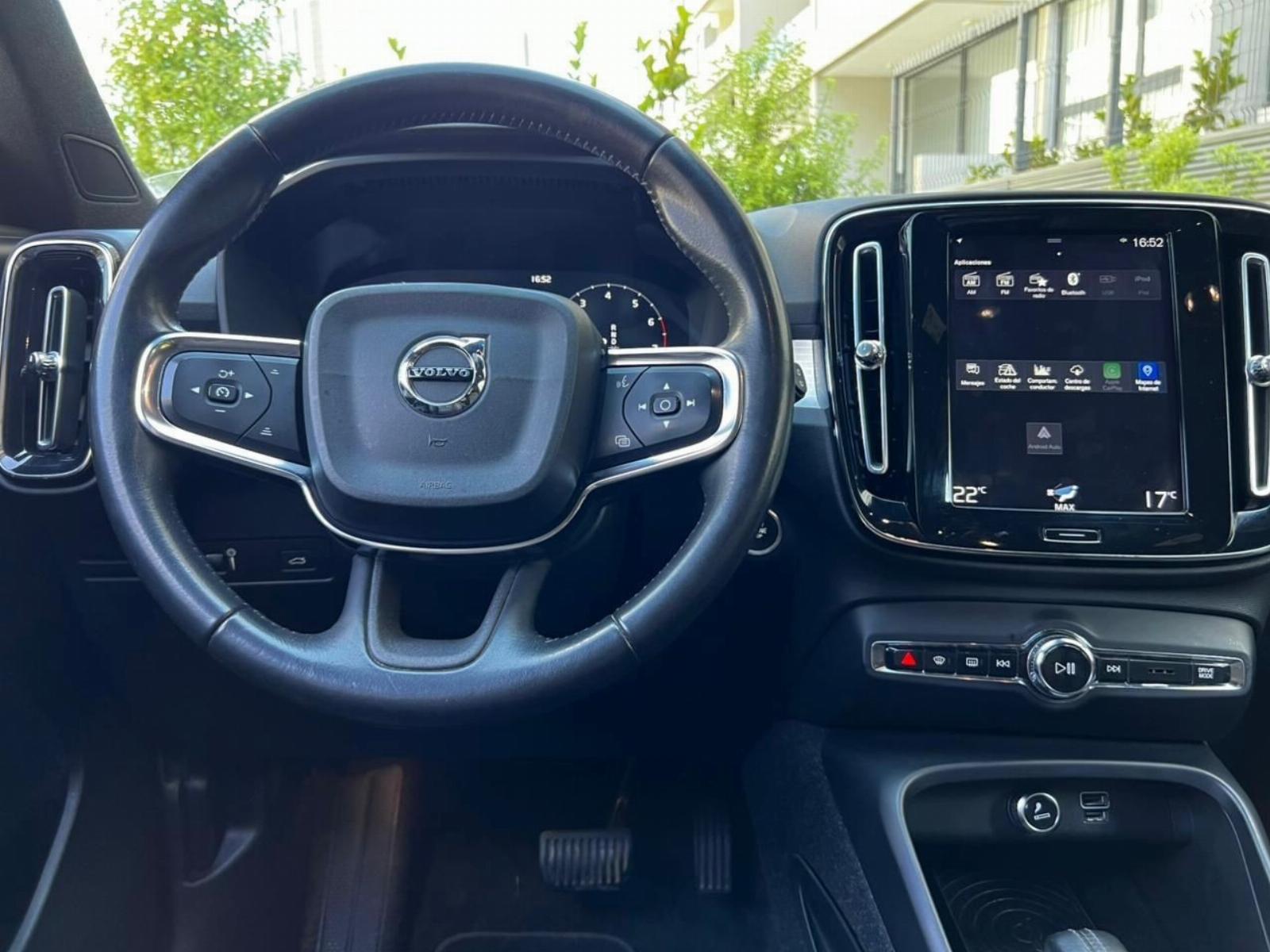 Volvo XC40 MOMENTUM T5 AWD 2.0 2018 - Imagen 10 de 10