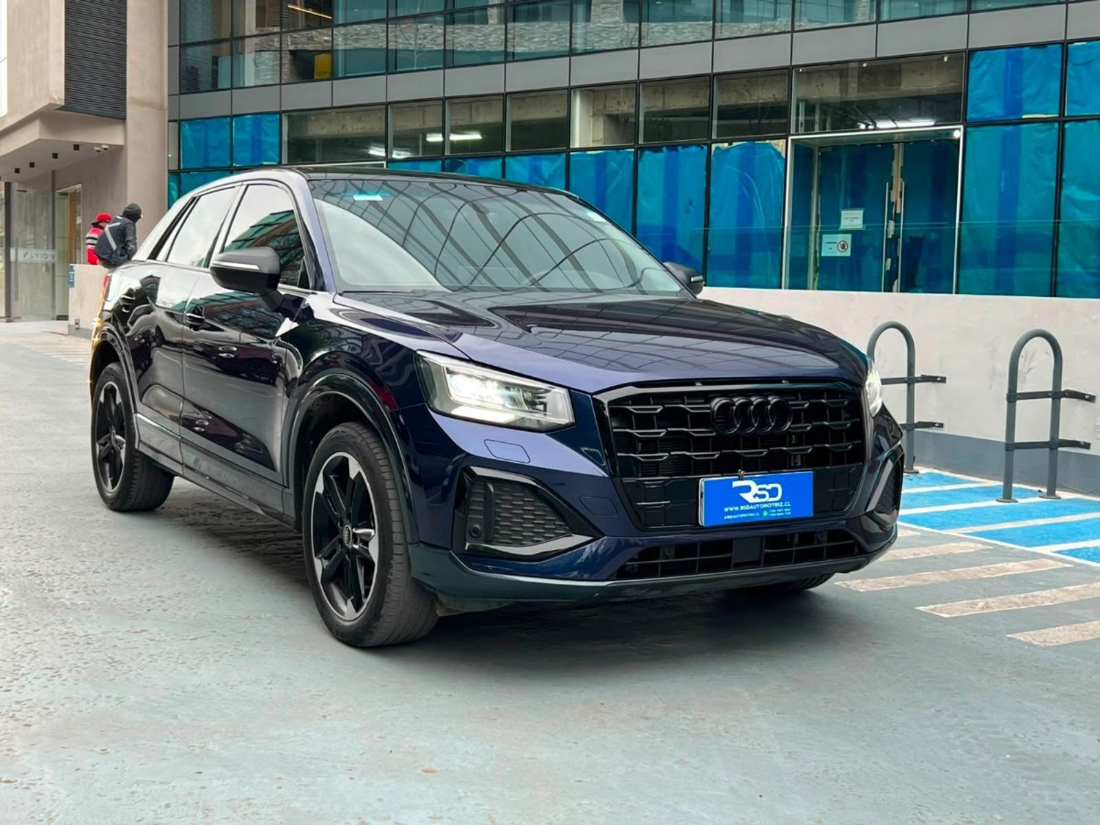 Audi Q2 35 TFSI 1.4 T 2022 - Foto 3 de 10