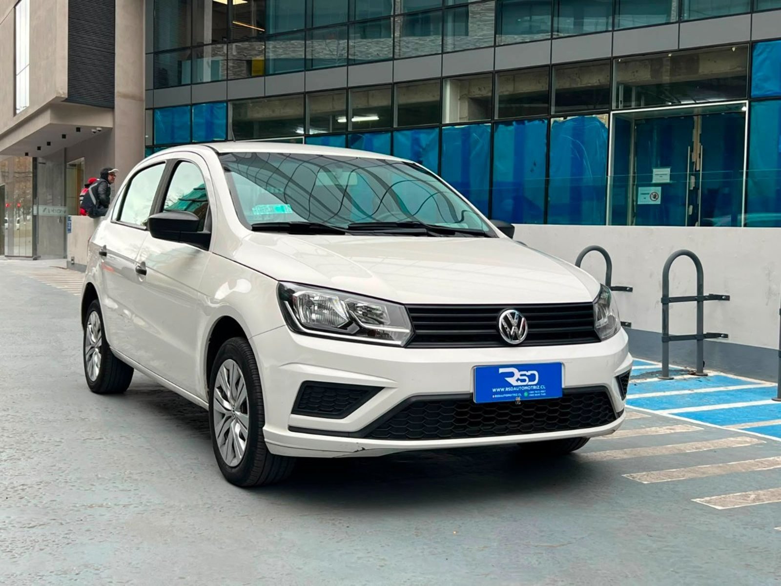 Volkswagen GOL COMFORTLINE 1.6 MT 2020 - Imagen 3 de 9