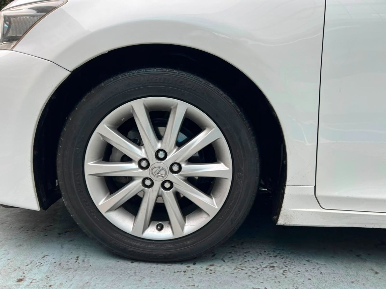 Lexus CT200H 1.8 AT 2012 - Imagen 9 de 10