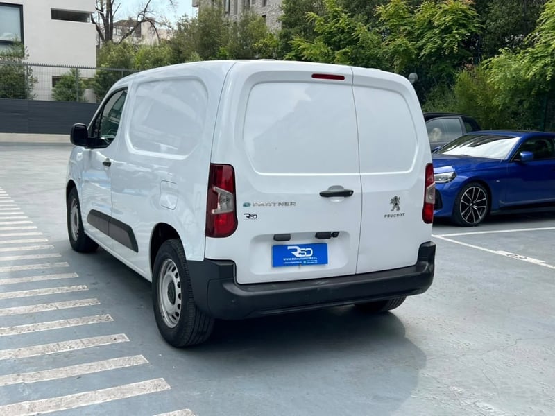 Peugeot PARTNER L1 EV AT 2024 - Imagen 6 de 10