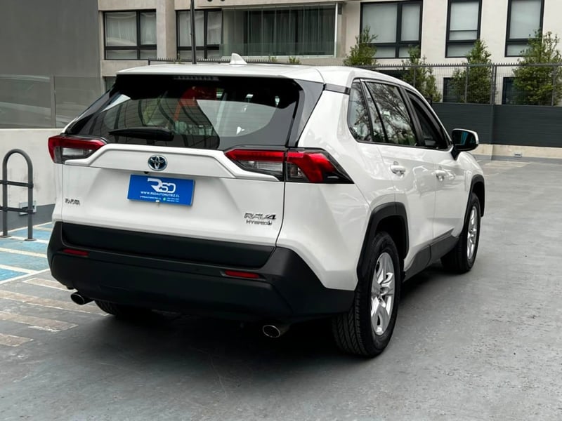 Toyota RAV 4 XSE CVT 2.5 HÍBRIDO 2019 - Imagen 4 de 10