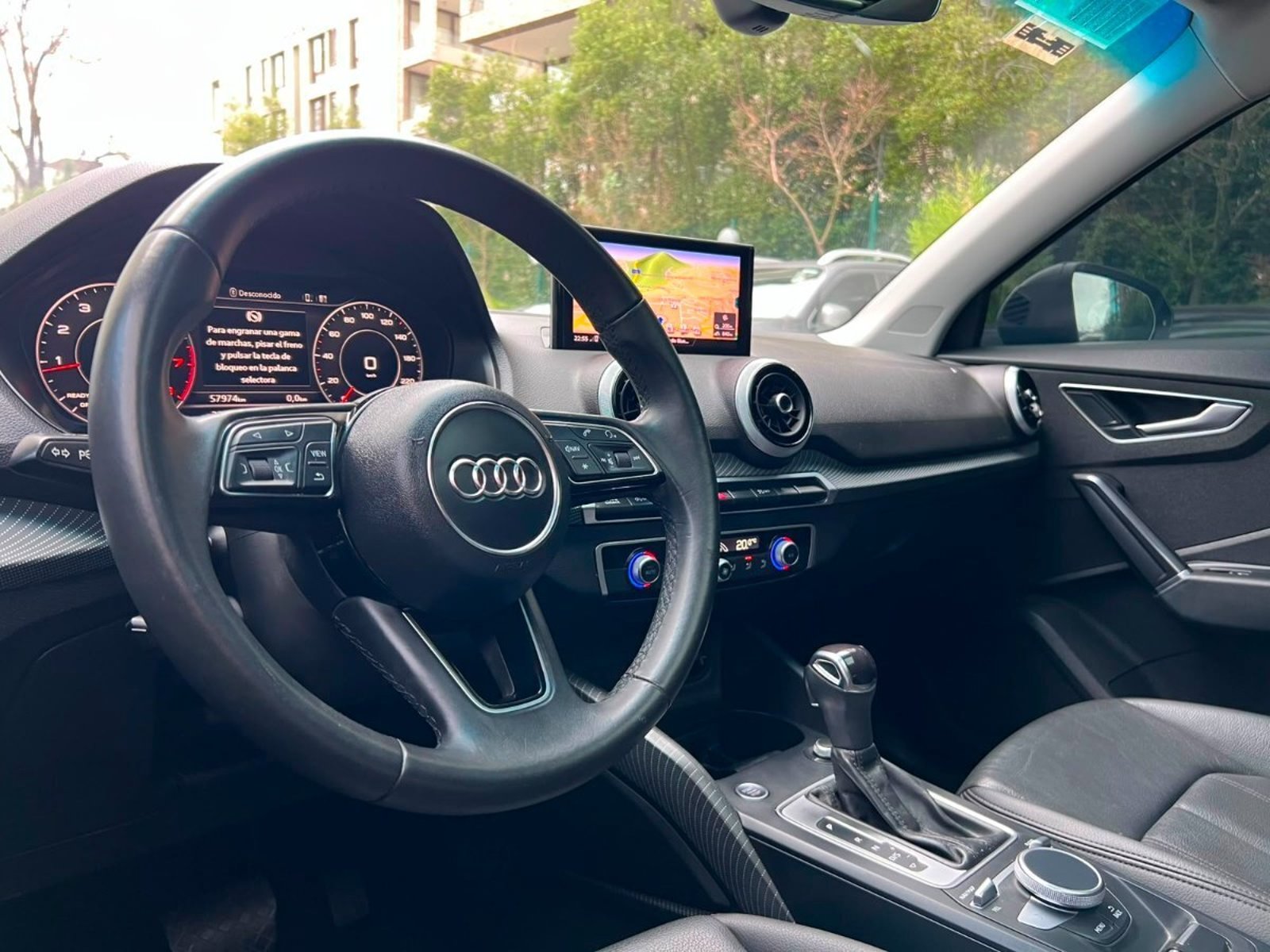 Audi Q2 35 TFSI 1.4 T 2022 - Imagen 9 de 10