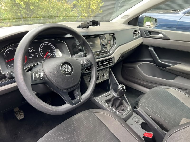 Volkswagen POLO COMFORTLINE 1.6 MT 2019 - Imagen 9 de 10