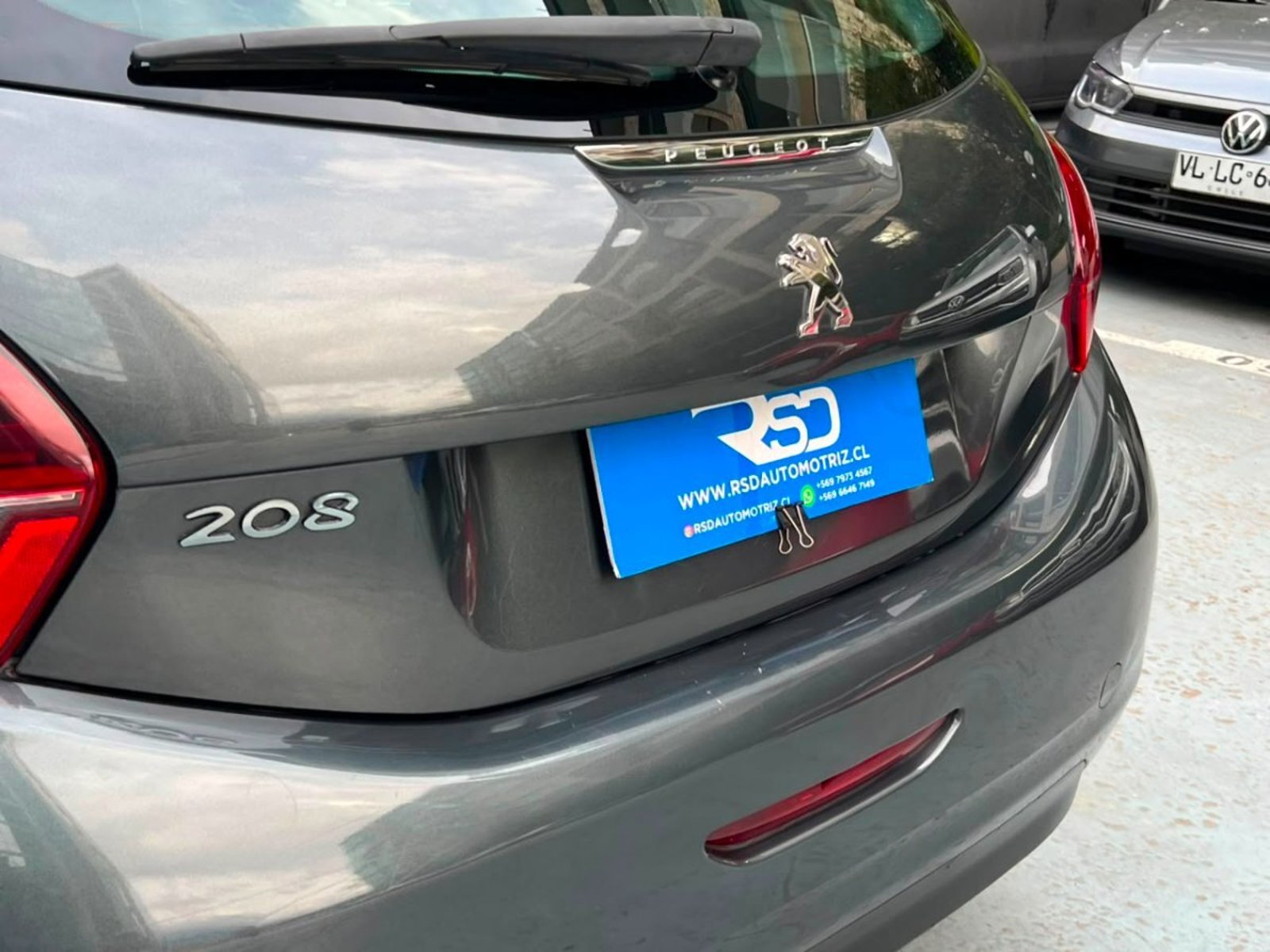 Peugeot 208 ACTIVE HDI 1.6 MT 2017 - Imagen 7 de 10