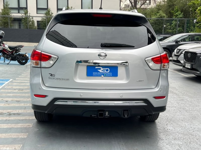 Nissan PATHFINDER ADVANCE 3.5 AWD 2015 - Imagen 5 de 10