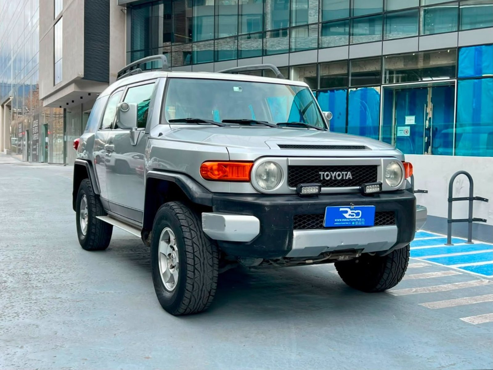 Toyota FJ CRUISER 4.0 AT 2009 - Foto 3 de 10