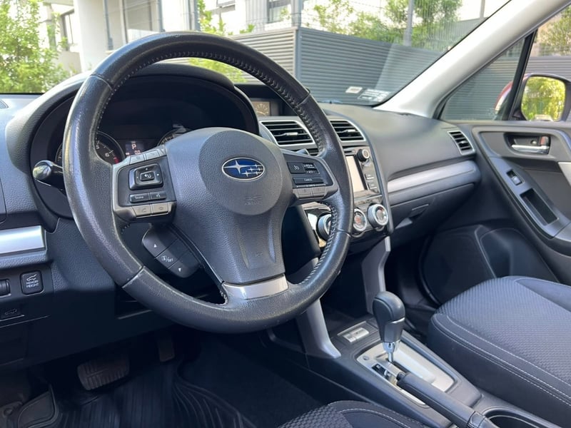 Subaru FORESTER XS 2.0 AWD 2016 - Imagen 8 de 10