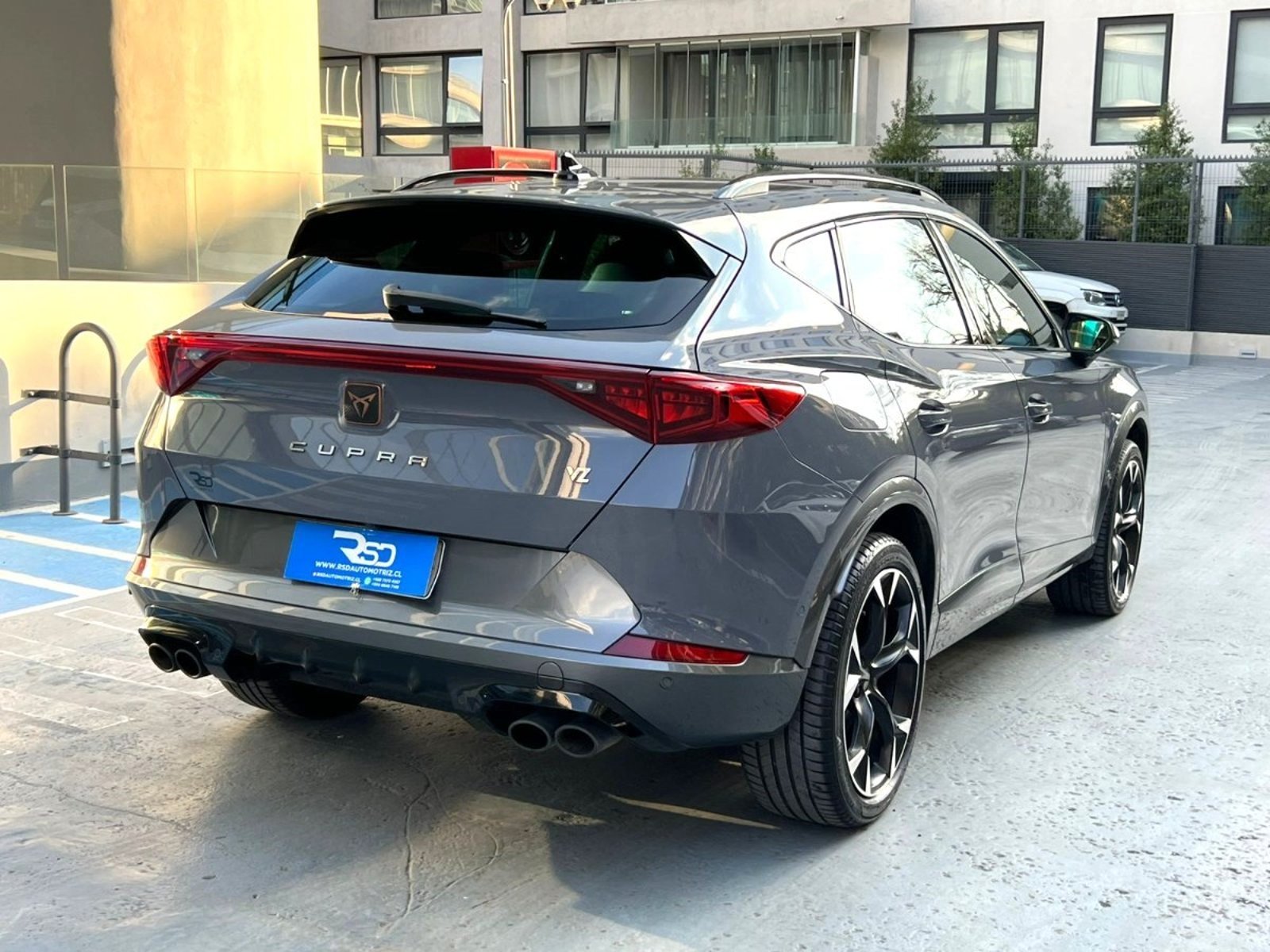Cupra FORMENTOR VZ 2.0 TSI AWD 2024 - Imagen 3 de 9