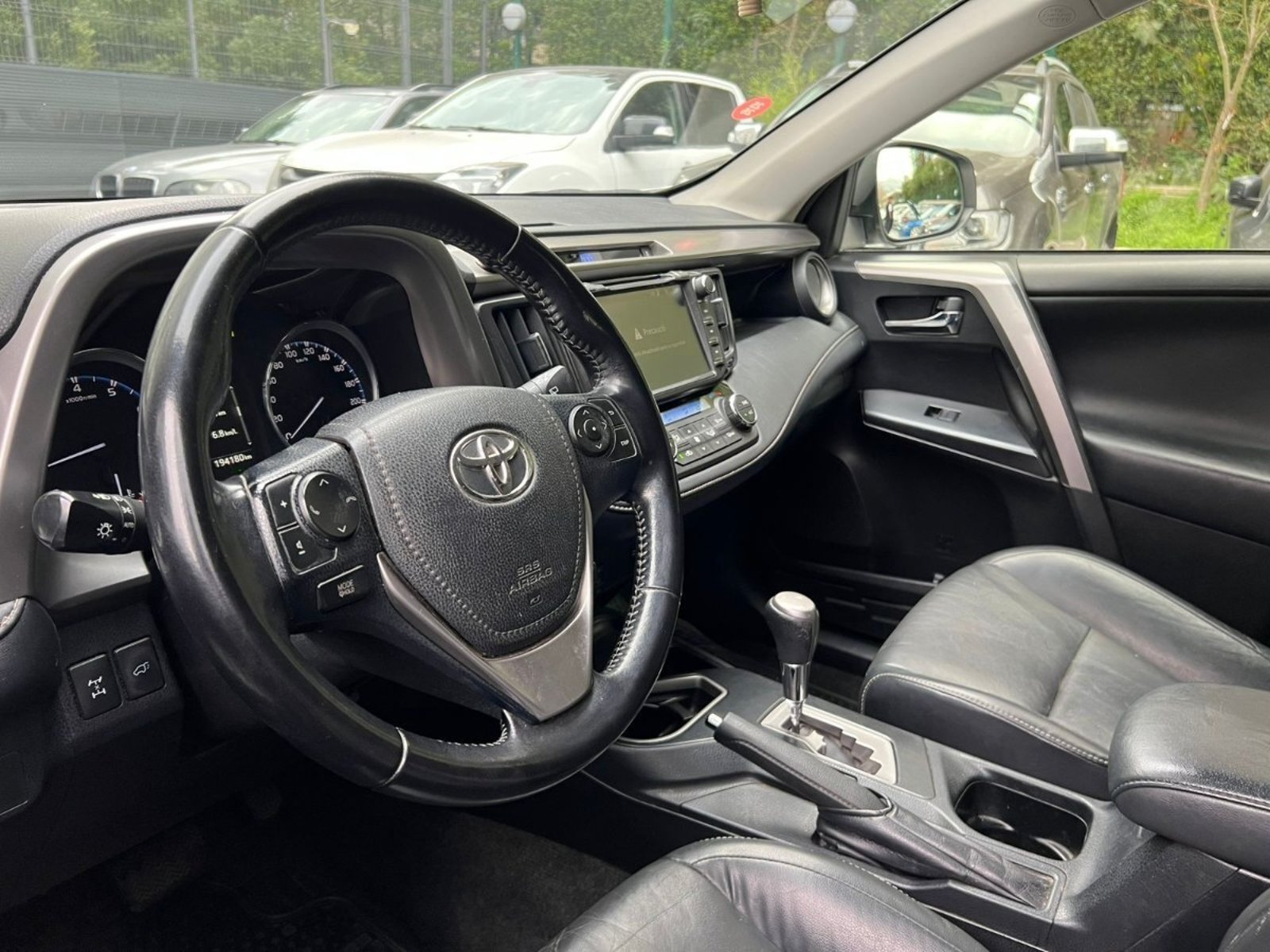 Toyota RAV 4 LIMITED 4X4 AT 2.5 2016 - Imagen 10 de 10