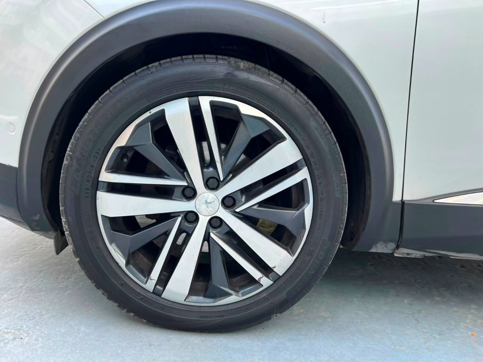 Peugeot 5008 GT BLUEHDI 2.0 AT 2018 - Imagen 9 de 10