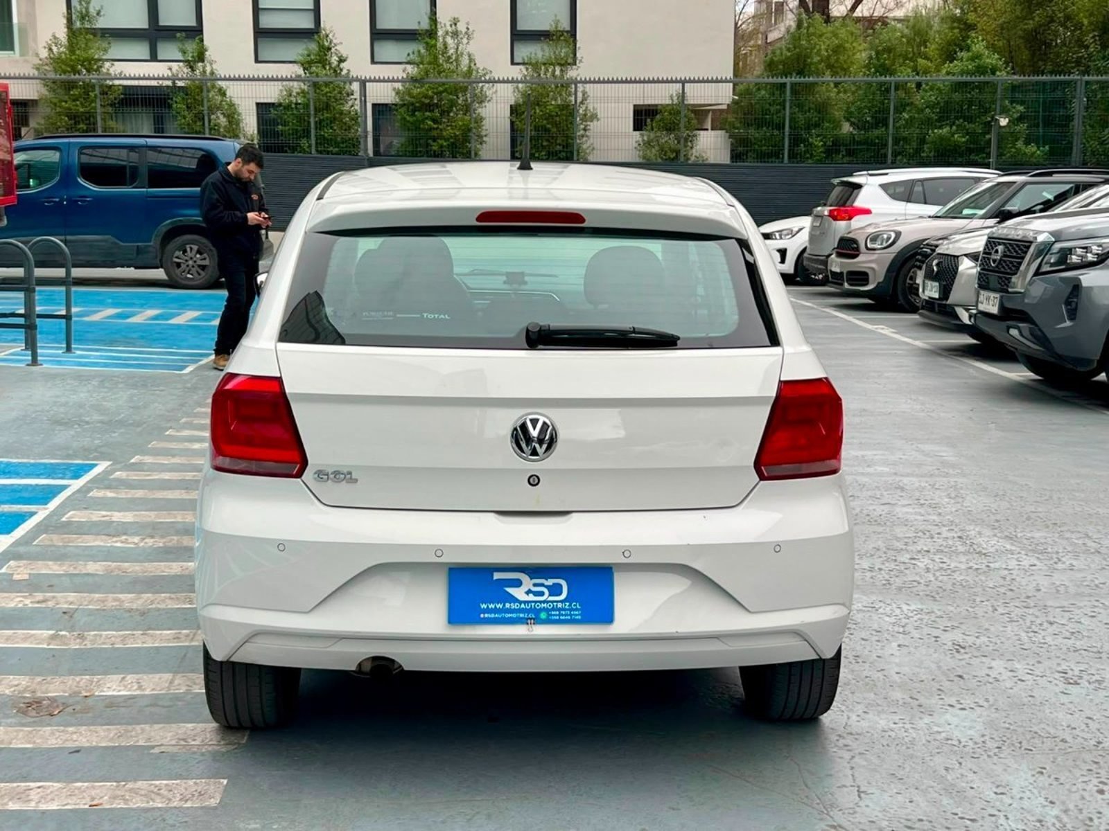 Volkswagen GOL COMFORTLINE 1.6 MT 2020 - Foto 5 de 9