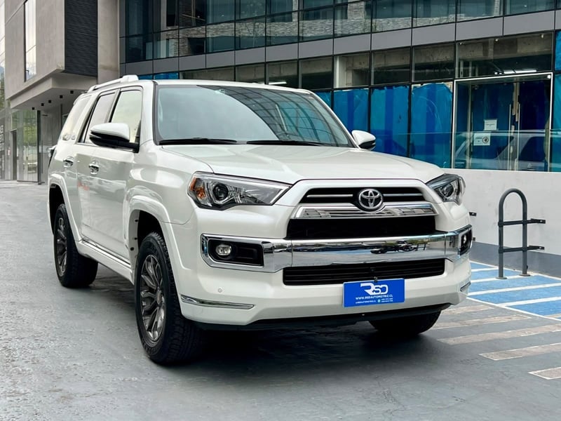 Toyota 4 RUNNER LIMITED 4x4 2023 - Imagen 3 de 10