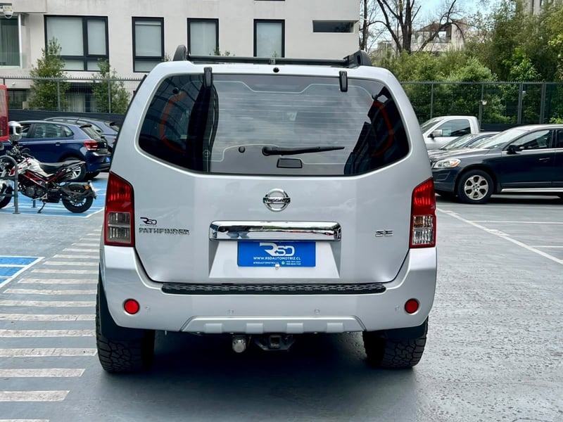 Nissan PATHFINDER SE 4X4 AT 2.5 2012 - Imagen 5 de 10