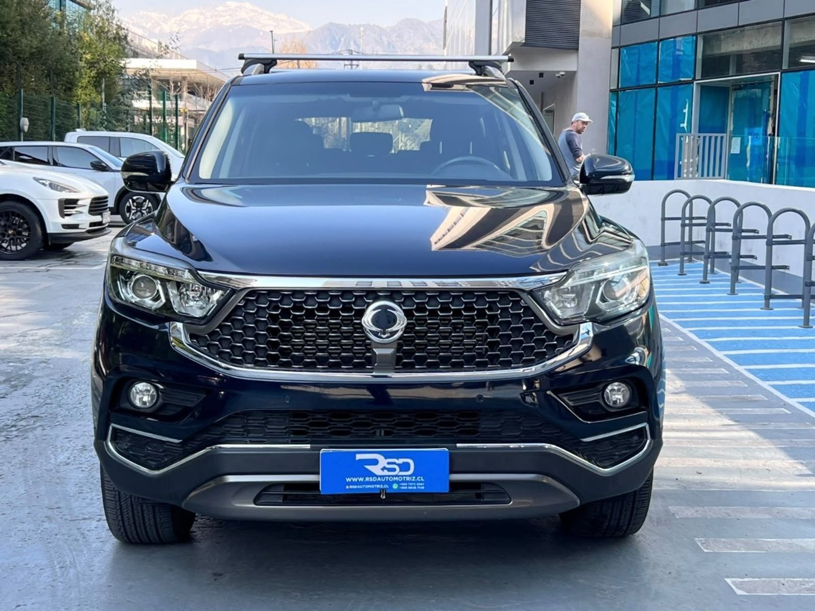 SsangYong REXTON GLX 4X4 AT 2020 - Foto 2 de 10
