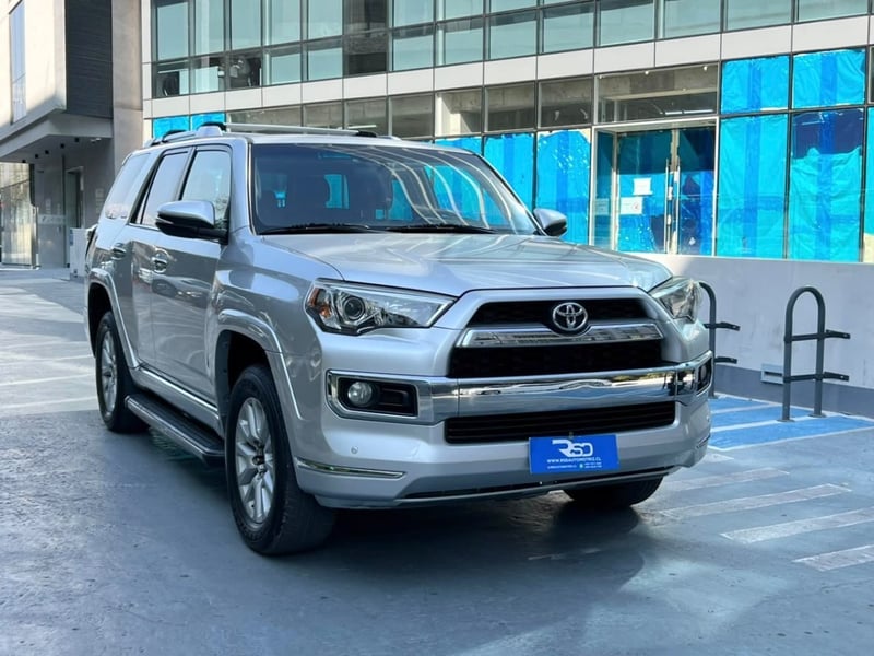 Toyota 4 RUNNER LIMITED 4X4 2017 - Imagen 3 de 10