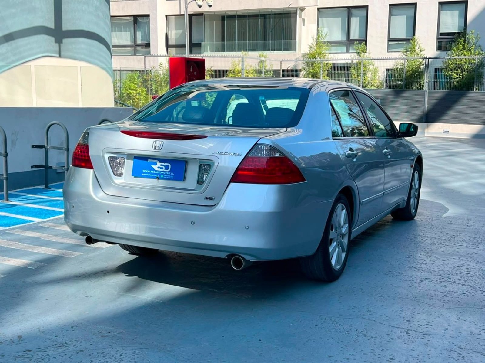 Honda ACCORD 3.0 V6 AT 2007 - Imagen 4 de 10